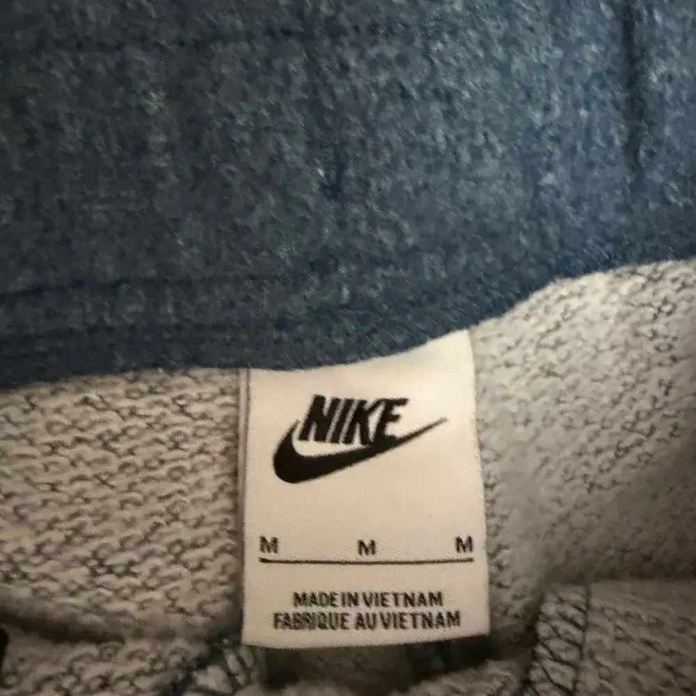 Nike Boys Medium 10-12 Fleece Jogger Sweatpants Blue Athletic EUC